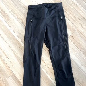 Lululemon black legging 19”